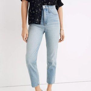 Madewell Classic Straight Jeans in Meadowland Wash